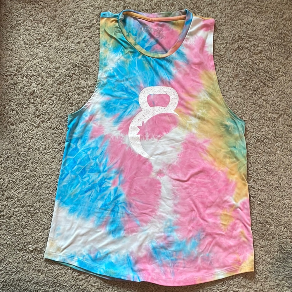 Zyia XL tank